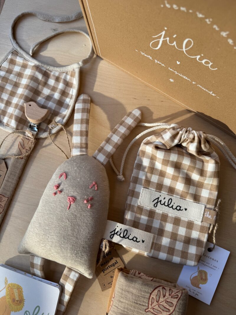 Baby box 4 - 5 artigos - Image 4